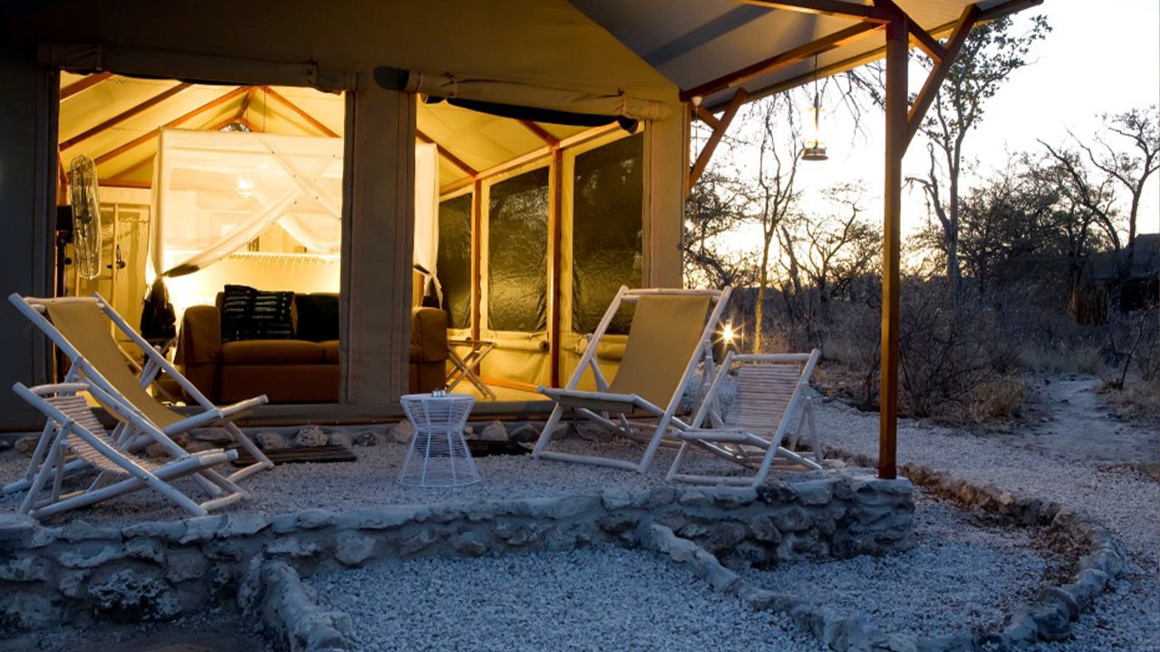 Mushara-Bush-Camp-Tent-Evening