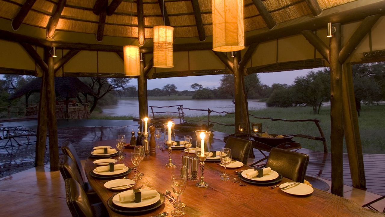 Okonjima-Villa-Dining-Area