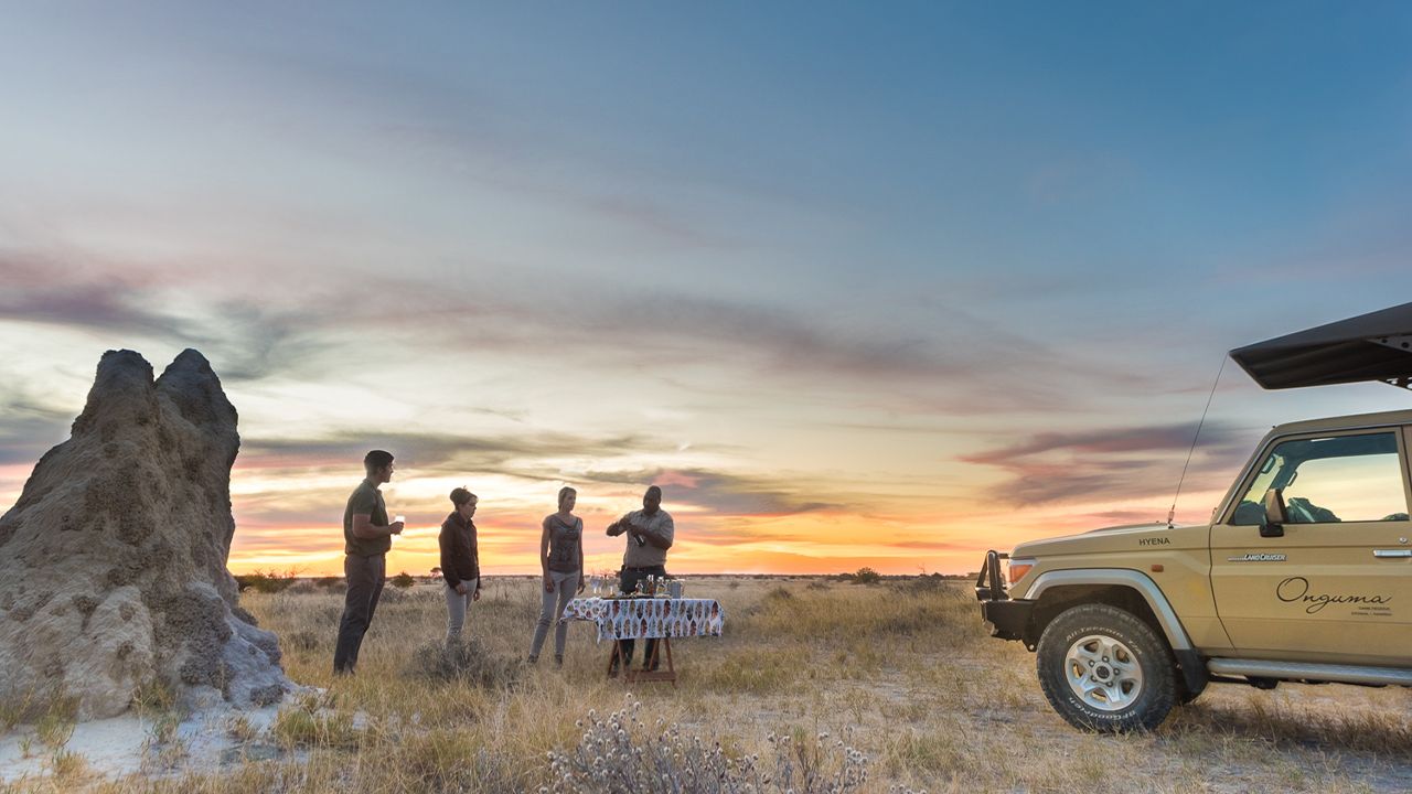 Onguma-Bush-Camp-Game-Drive-Sundowners