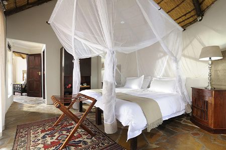 Onguma-Etosha-Aoba-Lodge-Room-Bush-Suite