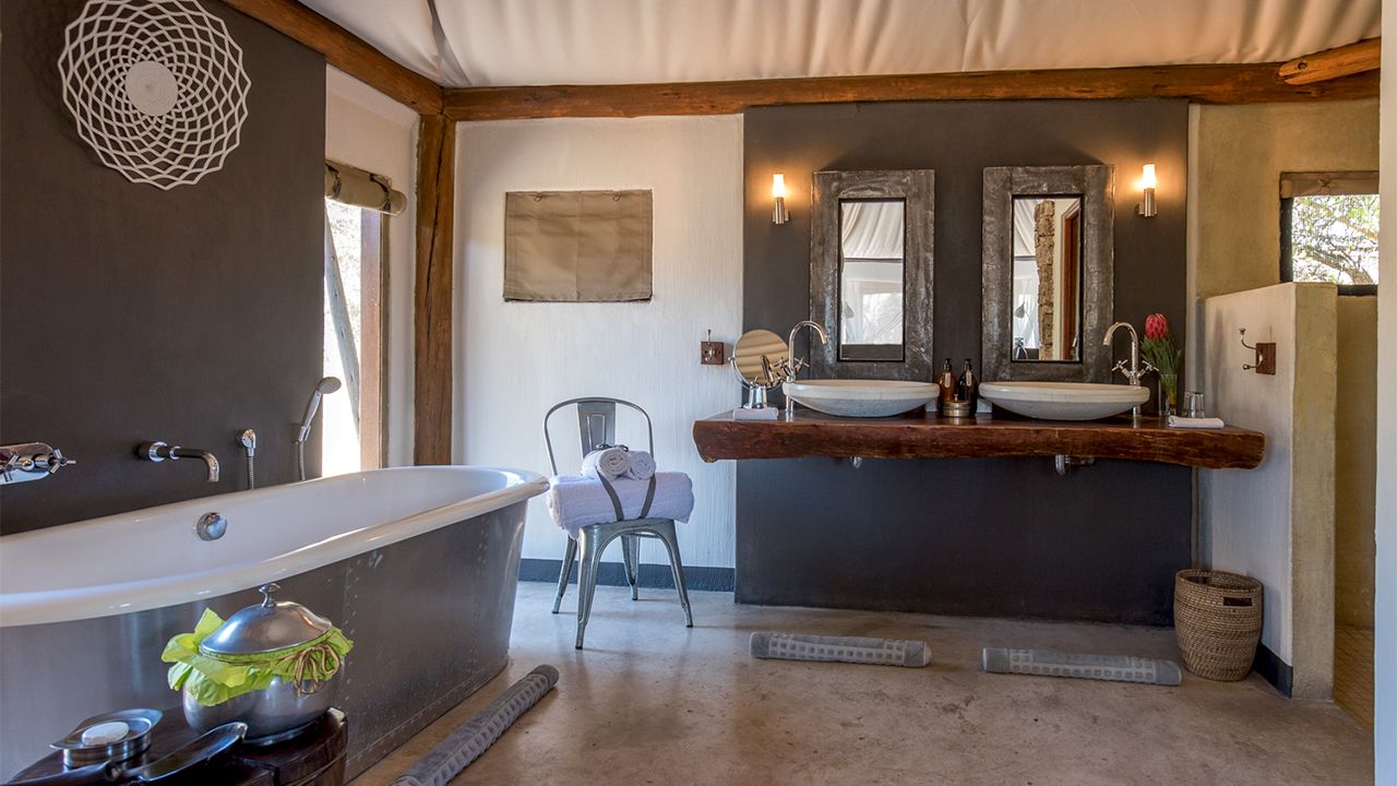 Onguma-Tented-Camp-Bathroom