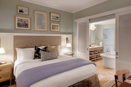 Strand-Hotel-Swakopmund-Room-Luxury-Suite